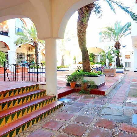 Calafat Apartment By Hello Apartments Sitges Exterior photo